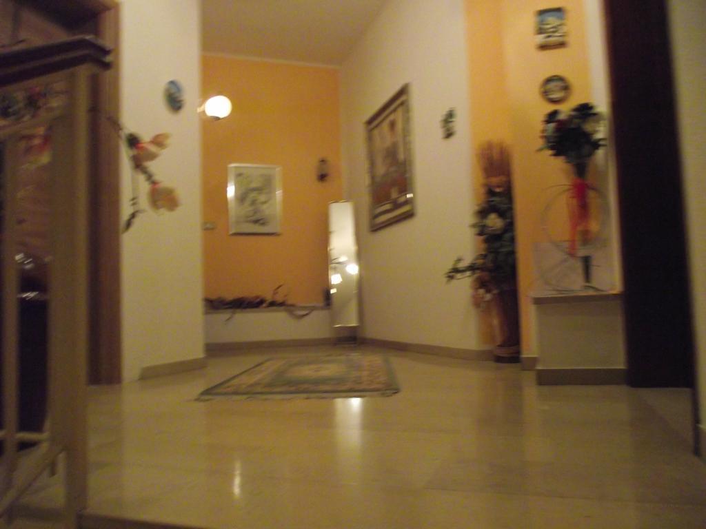 Monte Porzio Hotel Ausonia מראה חיצוני תמונה